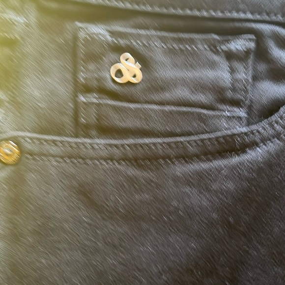 Brand new never worn Ralston regular slim fit black jeans.Men’s size 33/32.